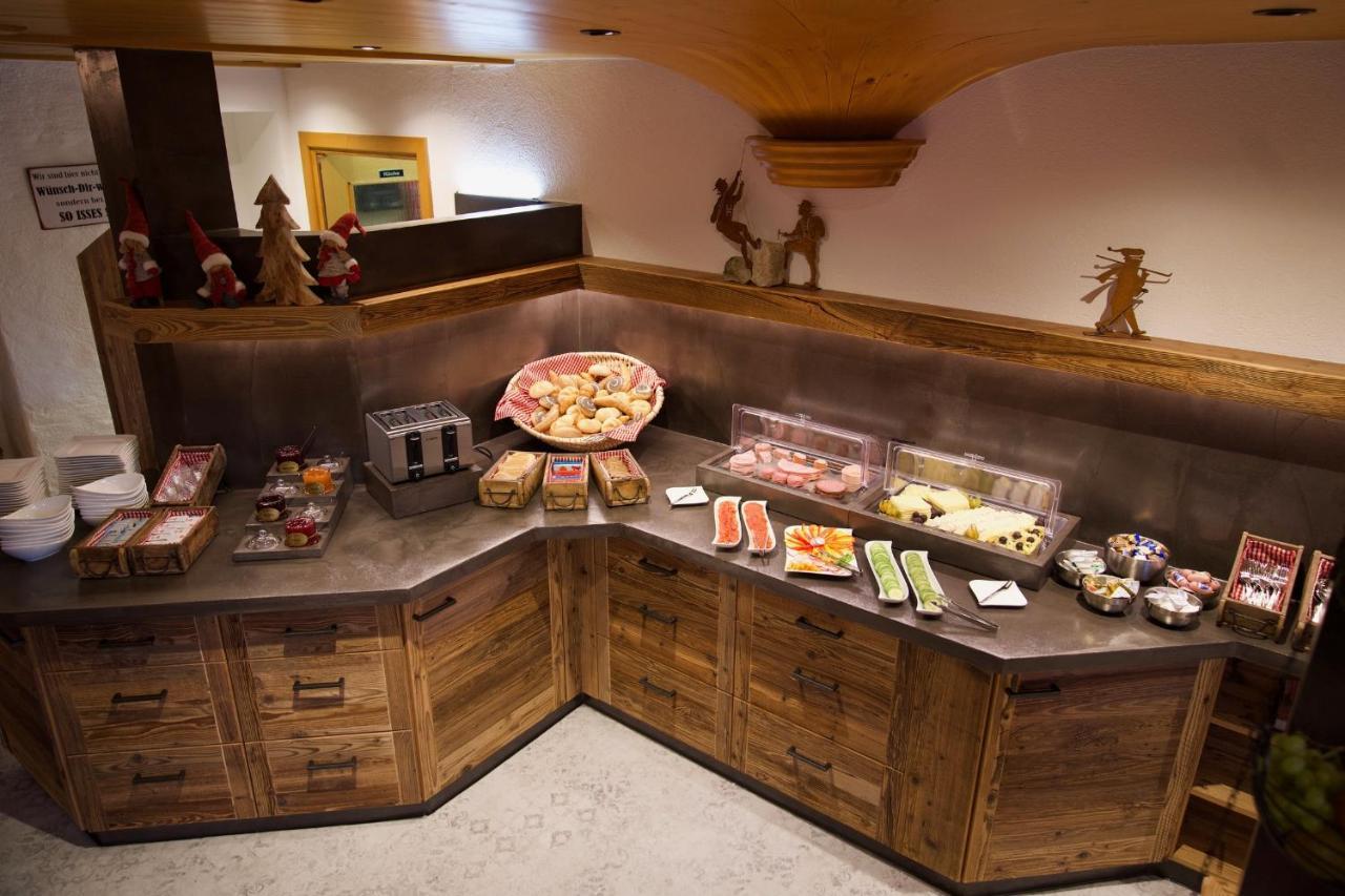 Garni Hotel Wildanger Zöblen Екстериор снимка