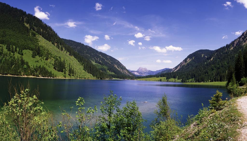 Garni Hotel Wildanger Zöblen Стая снимка